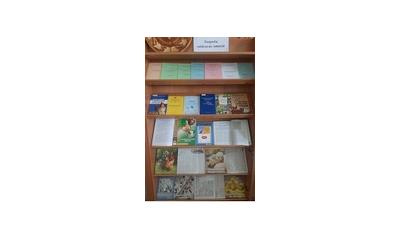 Запрошуємо відвідати тематичну книжкову виставку 
«Хвороби свійських птахів», що розпочала функціонувати у читальній залі №1.
